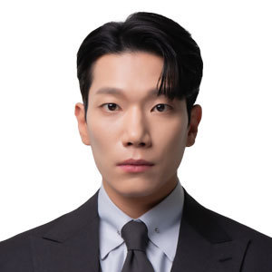 キム・ギョンナム（ウォン・ジョンス役）