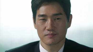 キム・ムンホ役