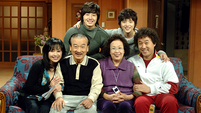 思いっきりハイキック!