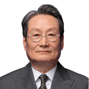 ムン・ソングン（ウォン・チャンホ役）