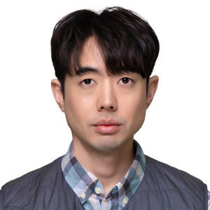 イ・ガンウク（チョン・ユノ役）