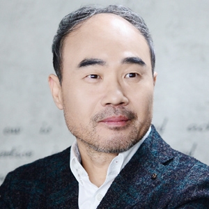 カン・シニル(イ・ヨンタク役)